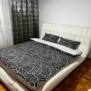 Appartamento Mona Taxi#airport #parking#bucharest#therme, Otopeni